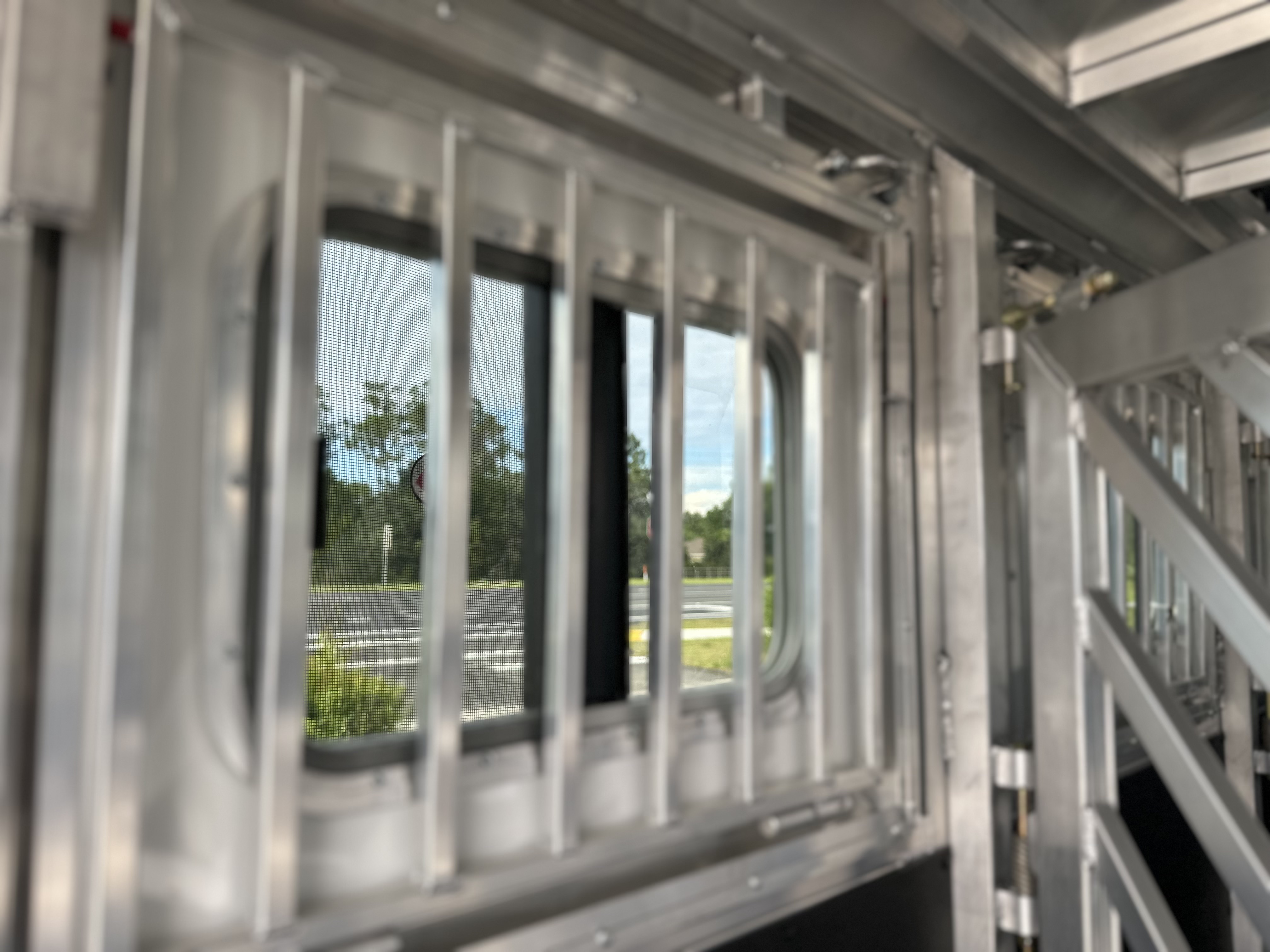 New 2026 Frontier Trailers Strider 3 Horse Trailer
