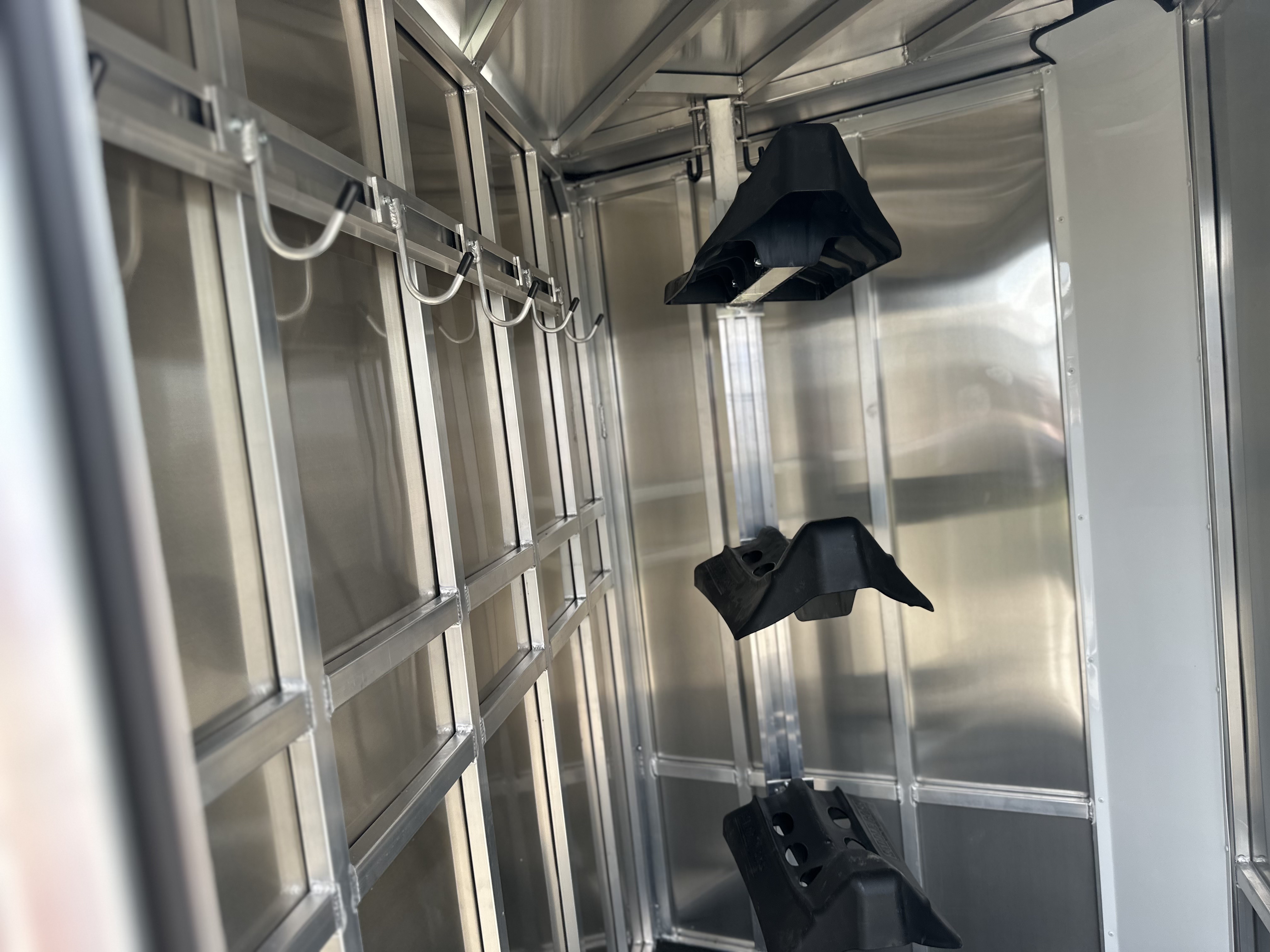 New 2026 Frontier Trailers Strider 3 Horse Trailer