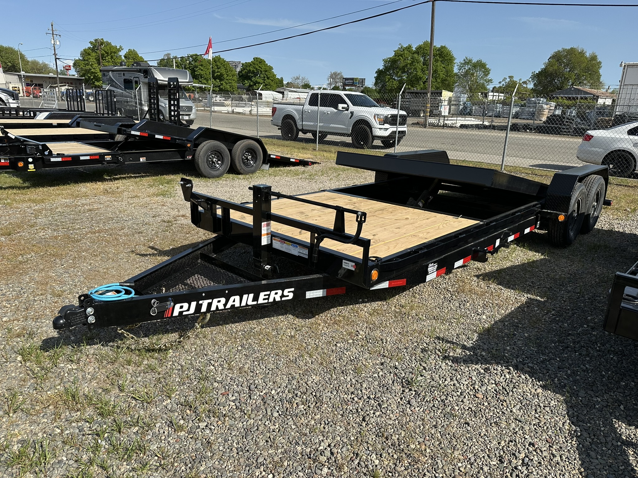 New 2025 PJ Trailers T622 Equipment Tilt Trailer