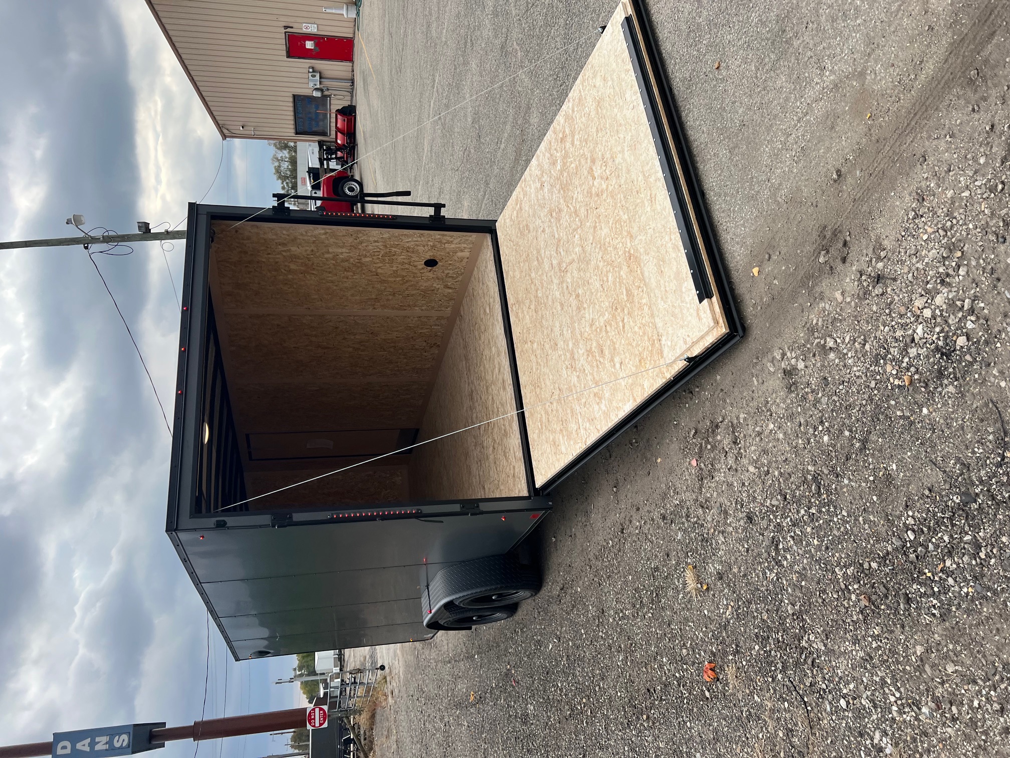 New 2026 DISCOVERY Rover ET 7x16 Enclosed Cargo Trailer #28408